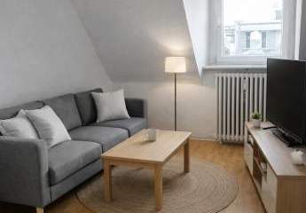 Dachgeschosswohnung in Duisburg-Duissern – 2 Zimmer auf ca. 45 m²