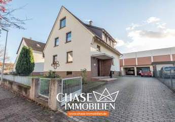 Attraktives Ein-/Zweifamilienhaus mit vier Garagen - Bestes Familienleben in Emmerthal-Kirchohsen!