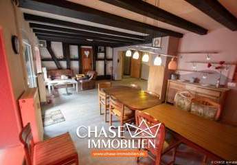 Geräumiges 1-Zimmer-Apartment mit besonderem Charme in ehemaliger Gaststätte Bad Pyrmont / OT Hagen!