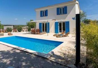 EFH Porec Pool 349.400€