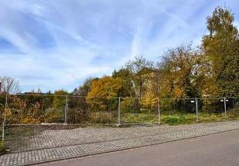 Großes entwicklungsfähiges Baugrundstück nähe Innovationszentrum