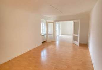 Renovierte 3 ZKB mit Balkon in Stadennähe