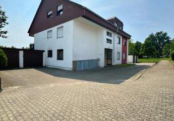 Schöne 2 ZKB-Wohnung mit EBK, Terrasse, Garten + Stellplatz in SLS - Picard