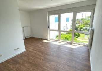 Renovierte 2-ZKB-Wohnung mit Stellplatz + Kellerraum