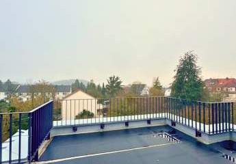 Erstbezug nach Kernsanierung - Penthouse mit Dachterrasse in toller Lage auf dem Rotenbühl