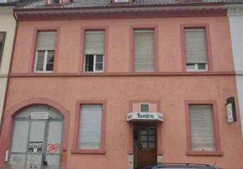 Vermietetes Wohn- und Geschäftshaus mit 12 Einheiten,  Top-Rendite in guter Lage