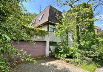 Einfamilienhaus mit ELW, tolles Grundstück mit Panoramablick über Saarbrücken