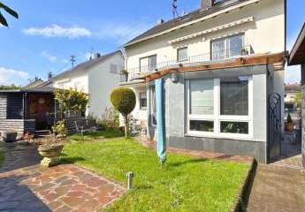Freistehendes gepflegtes 2-3 FH mit Wintergarten, Garage, sofort verfügbar