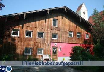 STILLVOLL SANIERTES ROTTALER 
DREISEITHOFSTELLE MIT NEBENGEBÄUDE
- TIERHALTUNG GEEIGNET -