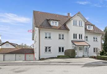 PROVISIONSFREI- Mehr Raum fürs Leben: 4-Zimmer-Dachwohnung mit großem Studio im Dachspitz