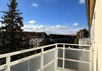 Neu!!! Frisch sanierte 3-Raumwohnung mit Balkon