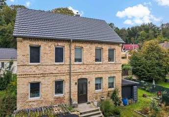 Ein Zuhause zum Verlieben – Altbaucharme trifft moderne Wohnqualität