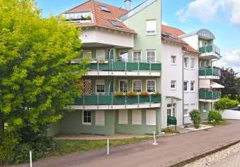 Gepflegte DG-Wohnung an der Rabeninsel - 2 Terrassen + TG-Stellplatz