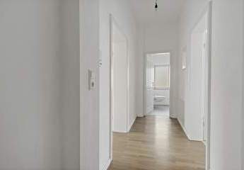 2 Zimmerwohnung mit Terrasse
Zweitbezug nach Sanierung