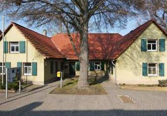 Historisches Dorfhaus-Ensemble mit Hofcharakter - Wohnen & Arbeiten im Salzatal