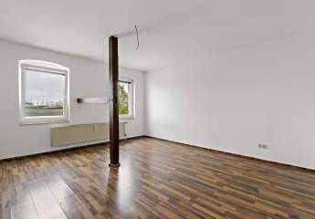 Gut geschnittene 2,5-Raumwohnung mit Einbauküche in der Torstraße!