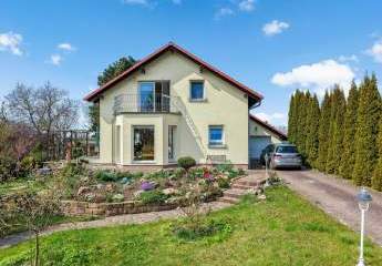 Familienhaus mit Kamin, Fußbodenheizung und traumhaftem Grundstück in Gimritz