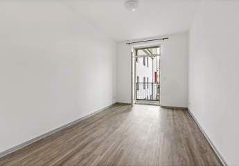 2-Zimmer-Wohnung mit Balkon in gefragter Steintor-Lage!