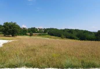 TINJAN, Baugrundstück für Wohnzwecke, 1059 m² + ca. 1100m2 Ackerland, Z-644-4