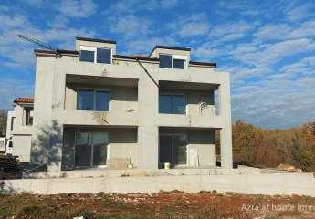 Neubauwohnungen in der Umgebung von Porec (9 km)