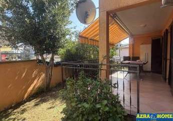 POREC – SPADICI, ca. 400 m vom Meer entfernt, Erdgeschosswohnung 76 m², mit Garten 80 m²