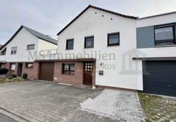 *** Charmantes Reihenmittelhaus mit viel Platz in Lampertheim ***