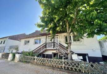 Mehrfamilienhaus in Hamm am Rhein mit großem Potenzial für ein 4-5 Familienhaus