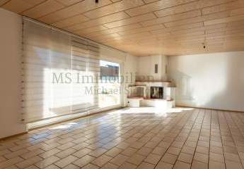 *** Charmante 4-Zimmer-Hochparterre-Wohnung mit Terrasse und Garten ***