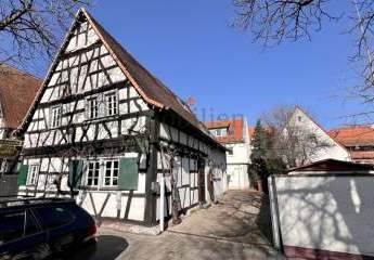 *** Denkmalgeschütztes EFH + Dreifamilienhaus im Herzen von Lampertheim ***
