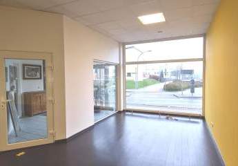 Große Laden-, Büro- oder Praxisfläche in Hermsdorf