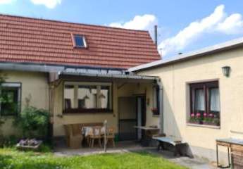 Einfamilienhaus in idyllischer Alleinlage mit großem Grundstück