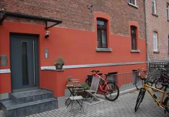 Zum Frühsommer in die neue Studenten-Wohnung - mit Garten