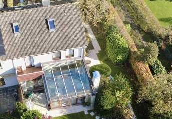 Gepflegtes Endreihenhaus mit Wintergarten und großem Grundstück in ruhiger Top-Lage