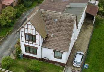 Charmantes, renovierungsbedürftiges Schmuckstück für Familien