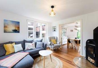 Hyggelig wohnen am Elbdeich – liebevoll saniertes Einfamilienhaus mit skandinavischem Charme