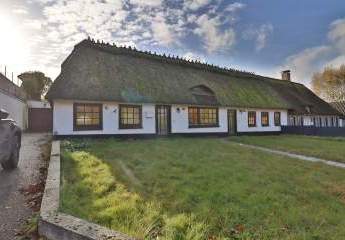 Reetdachkate in Flensburg – Sanierungsobjekt mit Einliegerwohnung