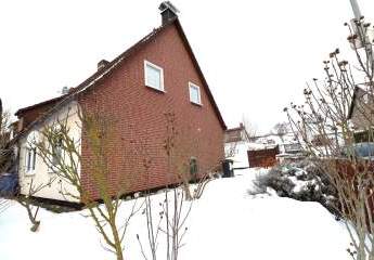 Die Südsee vor der Tür + + REH in Braunschweig + + für Singles und Paare + + 2 Garagen + + Kellerraum