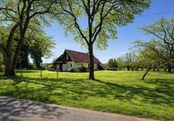 Natur pur in absoluter Alleinlage – 1.002 m² Grundstück mit Bestandsgebäude in Schifftdorf-Bramel