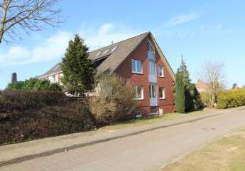 Helle Erdgeschosswohnung mit 117m² privatem Gartenanteil, Keller & Garage in Cuxhaven-Oxstedt