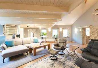 Wohlfühloase für zwei Familien – mit Pool, Sauna und Garten