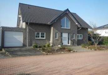 Einfamilienhaus A+ Energieklasse und Premium-Wohnqualität.