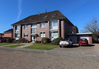 Charmante Dachgeschosswohnung mit großem Süd-Balkon in zentraler Lage und sehr guter Infrastruktur