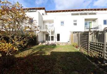 Mörse + + viel Platz + + 5 Zimmer + +  2x Balkon + + Carport + + Keller