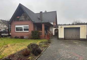 Bald verfügbar: Gemütliches und solides Einfamilienhaus in Celle-Scheuen wartet auf neue Familie!