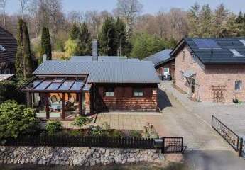 Idyllisches Waldidyll: Sauna, Wintergarten, riesigem Gartenparadies!