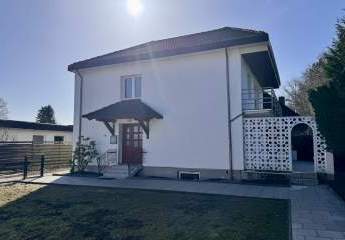 Einfamilienhaus mit 
guter Verkehrsanbindung