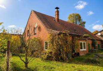 Sanierungsbedürftiges Fachwerkhaus mit tollem Grundstück & Ausbaupotenzial in zentraler Lage - Hagen