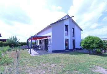 Tolles Haus mit Solar & Photovoltaik + + Doppelcarport + + moderne Küche uvm.