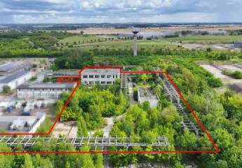 Provisionsfrei! Bei Magdeburg: Halle + 3 geschossiges Funktionsgebäude auf 9954m² in Schönebeck