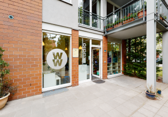 Loftartige Gewerbe-/Wohneinheit mit Schaufenster & Keller – barrierefrei, ruhig & citynah bei Berlin